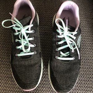 Skechers arch fit comfy wave black/lavender, size 11 wide